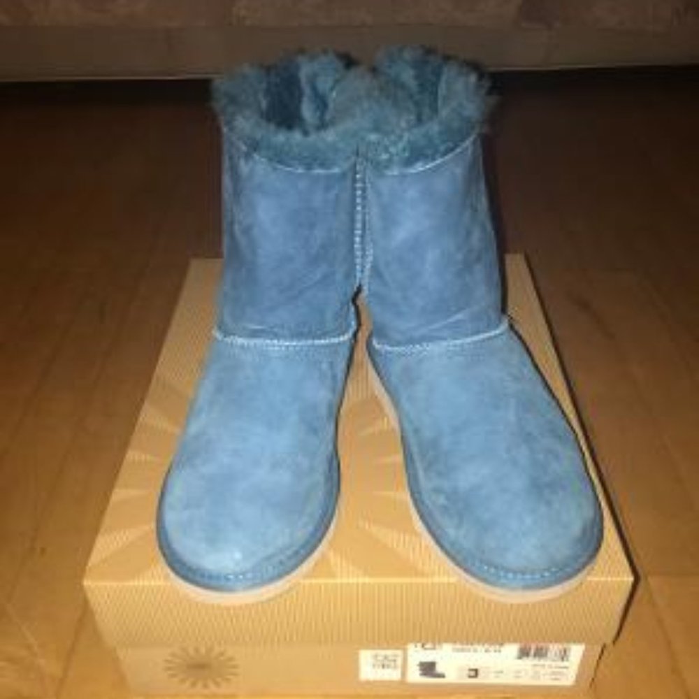 Ugg Kids Bailey Bow PFTH/Teal (Authentic) Sz 3